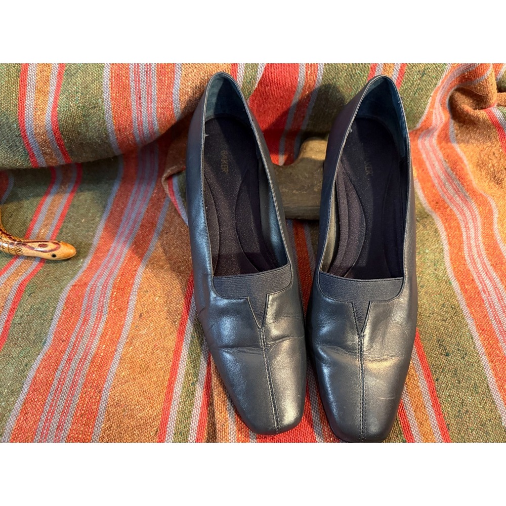 Liz Baker Leather Woman's Size 10M Blue Shoes 2.5" Pump Heels Square Toe